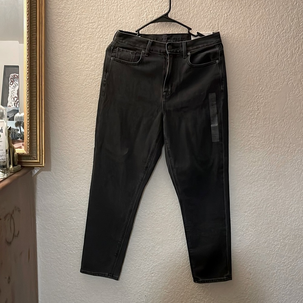 American Eagle Black mom jeans
